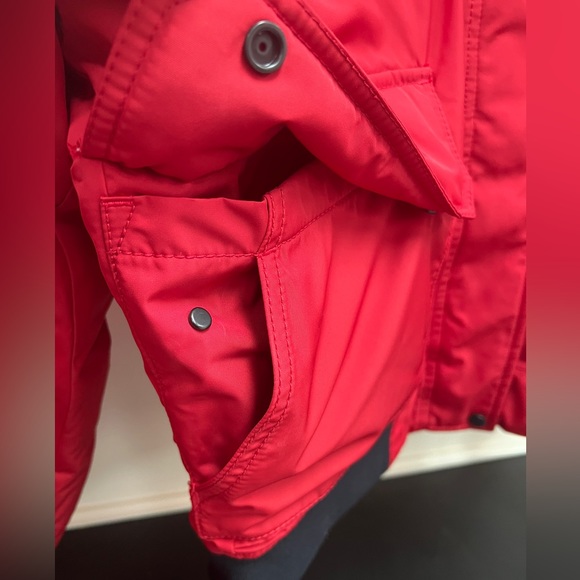 ❌SOLD❌ Everlane The ReNew Heavyweight Bomber Red Large NEW - Picture 5 of 12
